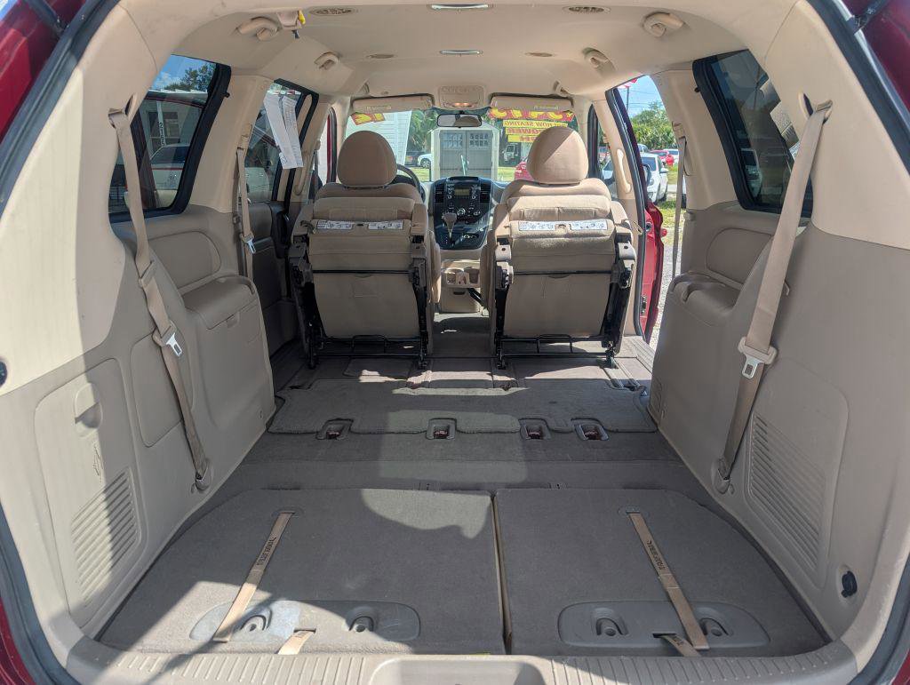 Used 2012 Kia Sedona LX image 11