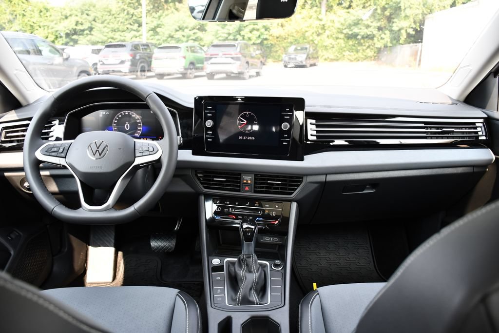 New 2026 Volkswagen Jetta SE FWD image 20