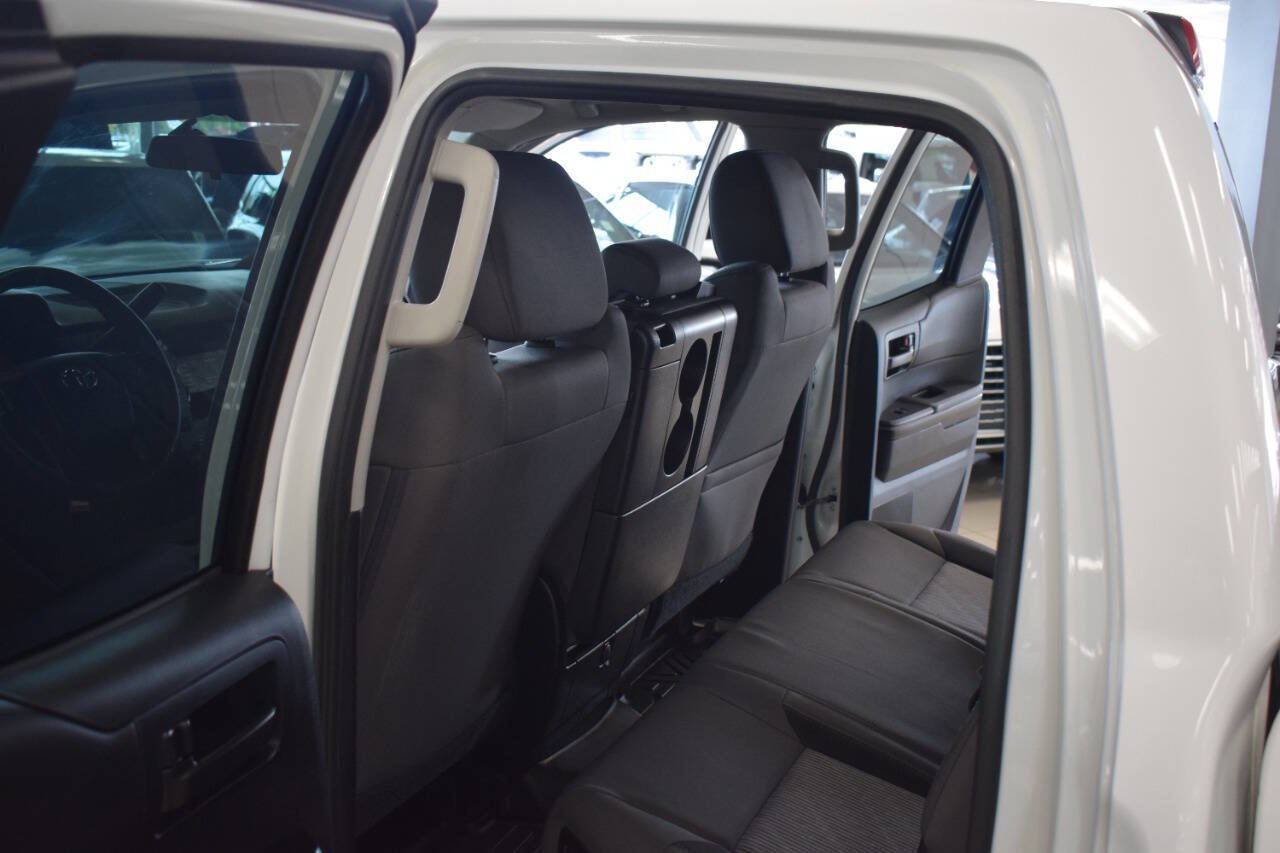 Used 2016 Toyota Tundra SR w/ Tow Package image 46