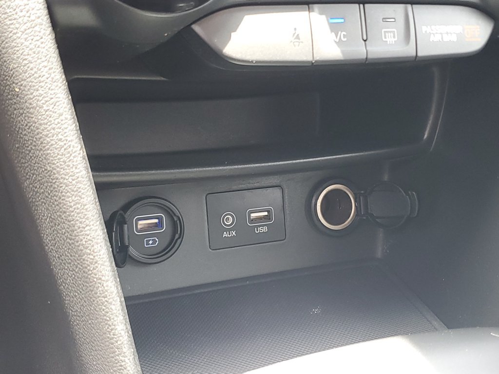 Used 2019 Hyundai Kona SEL AWD/4WD image 28