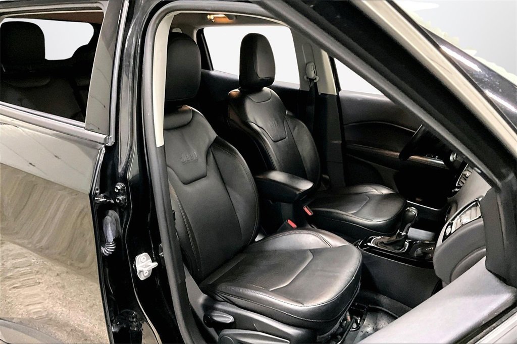 Used 2021 Jeep Compass Limited image 27