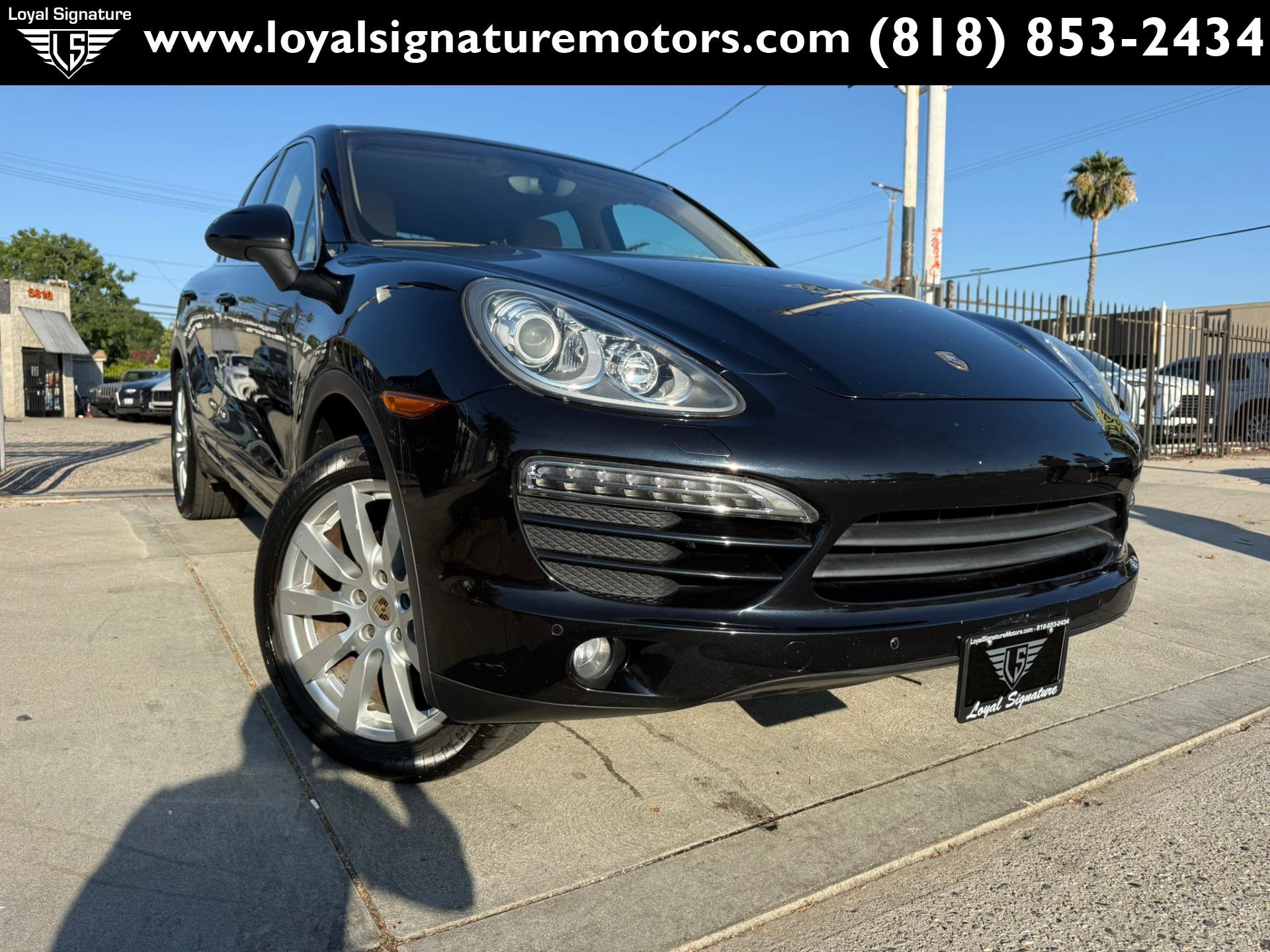 Used 2012 Porsche Cayenne AWD/4WD image 1