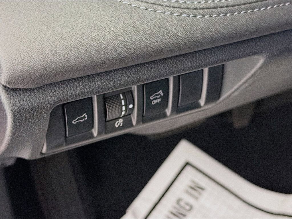 Used 2023 Subaru Outback Limited XT image 10