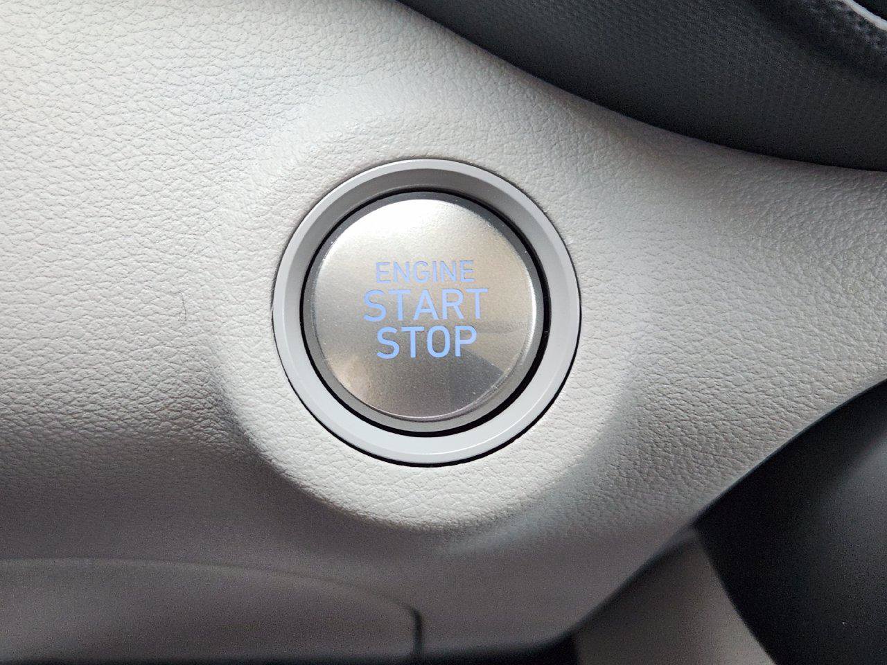 New 2026 Hyundai Venue SEL FWD image 16