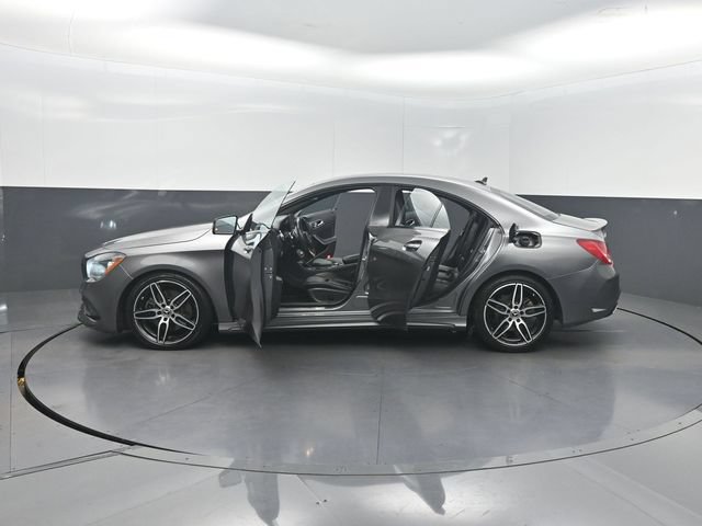 Used 2019 Mercedes-Benz CLA 250 image 31