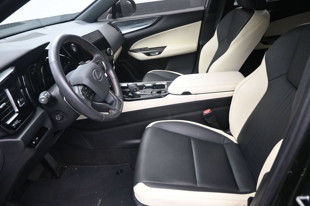 Used 2024 Lexus NX 250 FWD image 12