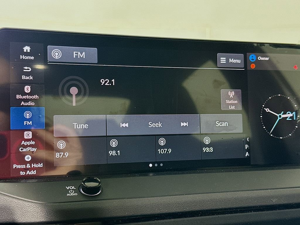 Used 2025 Honda Accord Sport image 29