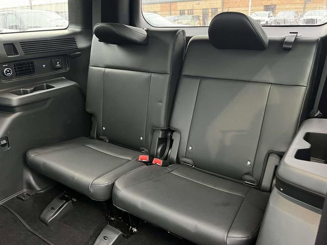 Used 2024 Hyundai Santa Fe Calligraphy image 17