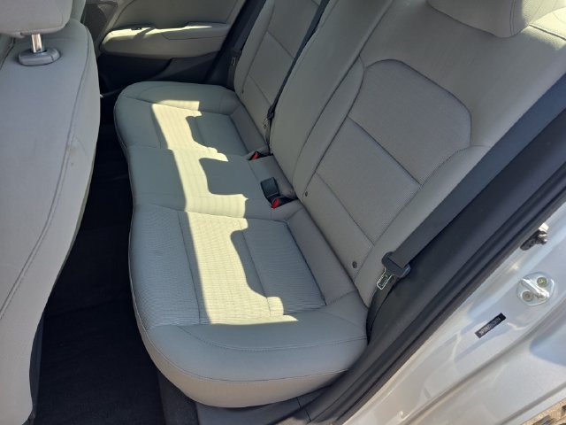 Used 2018 Hyundai Elantra SEL FWD image 13