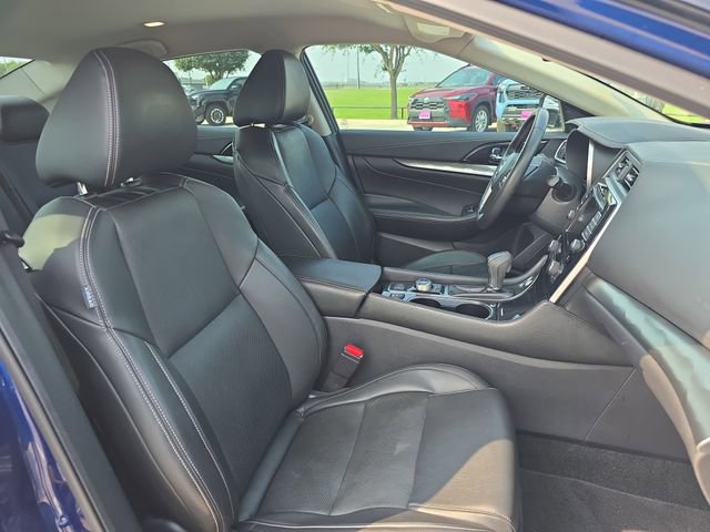 Used 2020 Nissan Maxima 3.5 SV w/ Floor Mat Group FWD image 11
