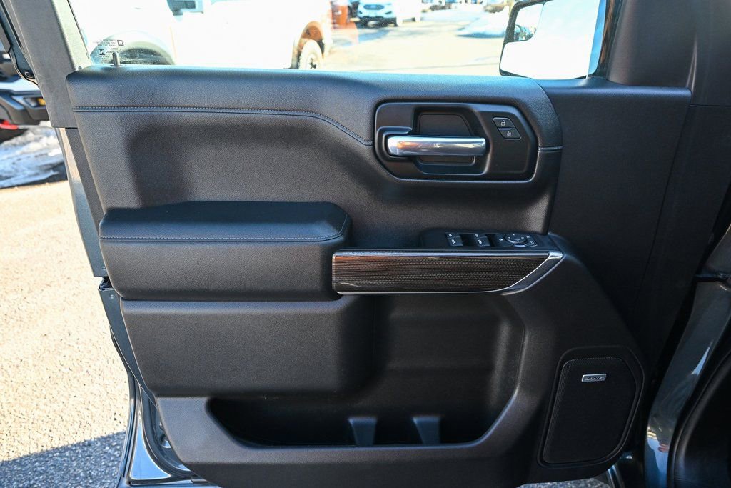 Used 2019 Chevrolet Silverado 1500 RST w/ All-Star Edition image 20