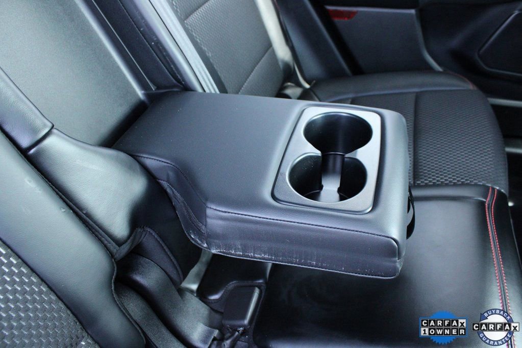 Used 2024 Ford Escape ST-Line w/ Cold Weather Package image 18