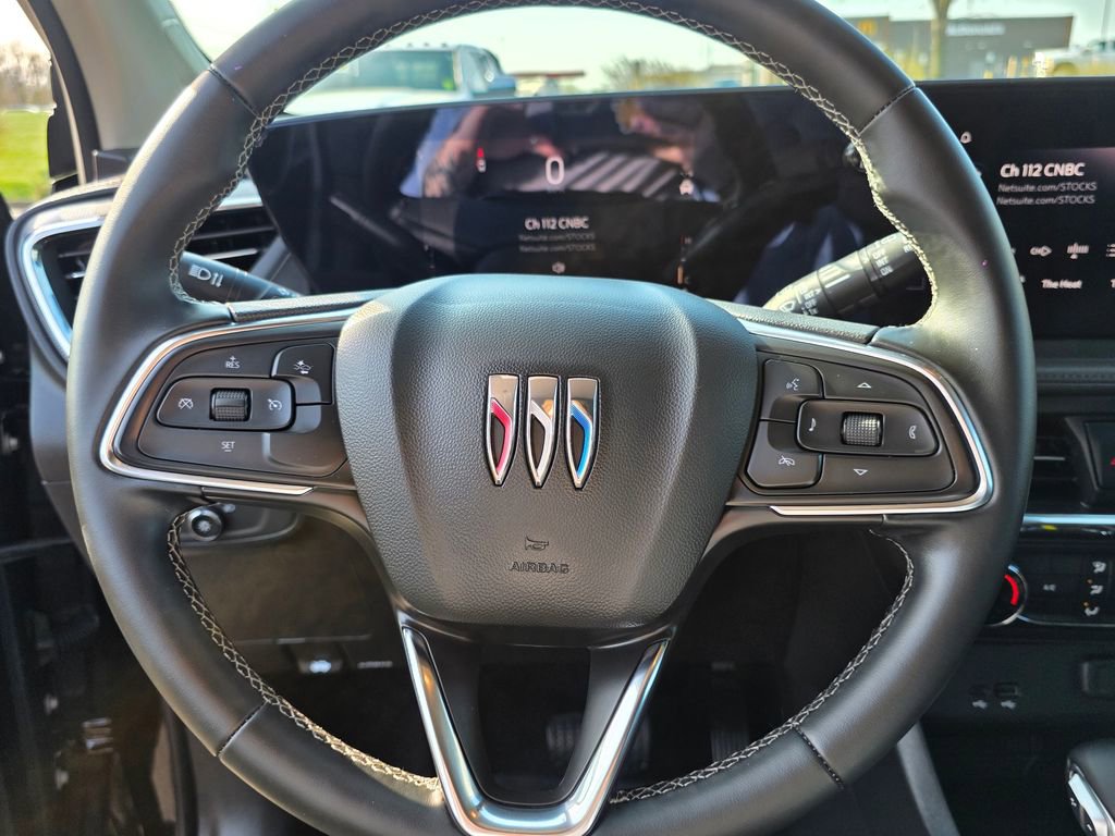 Used 2025 Buick Encore GX Preferred AWD/4WD image 16