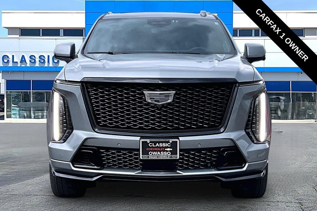 Used 2025 Cadillac Escalade V AWD/4WD image 19