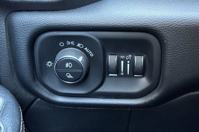 Used 2019 RAM 2500 Laramie AWD/4WD image 42