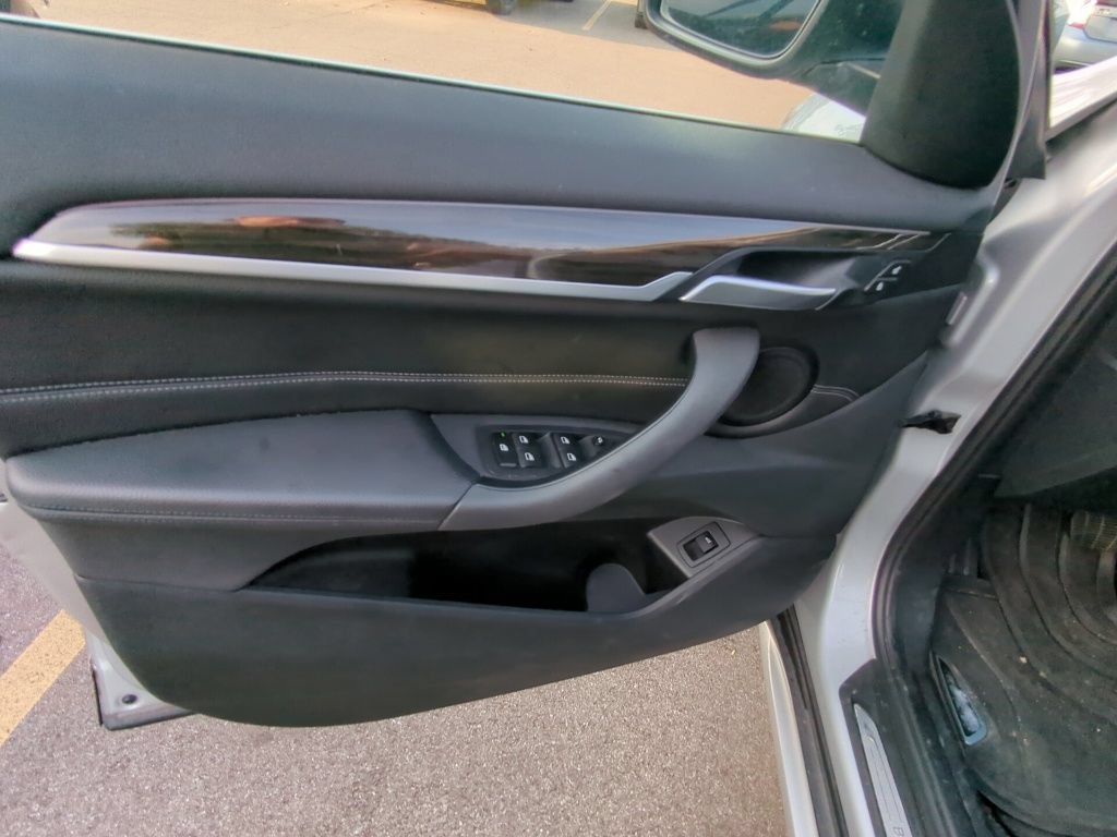 Used 2018 BMW X1 sDrive28i FWD image 8