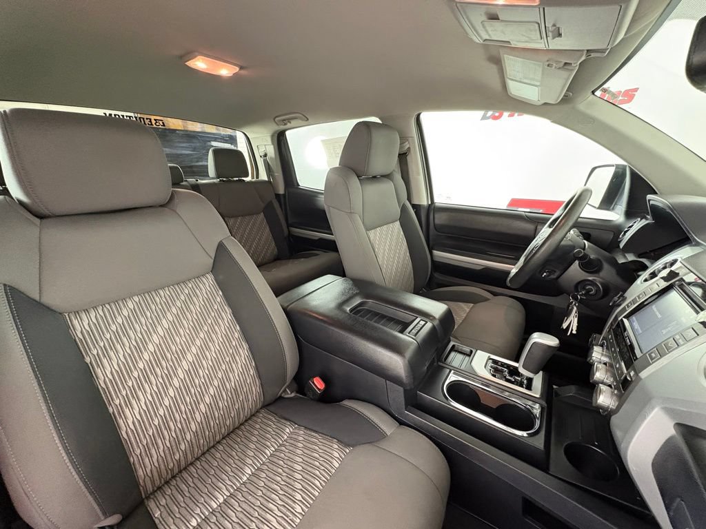 Used 2018 Toyota Tundra SR5 w/ TRD Off Road Package AWD/4WD image 31