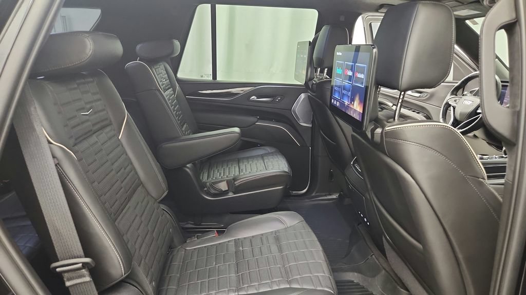 Used 2023 Cadillac Escalade V AWD/4WD image 26