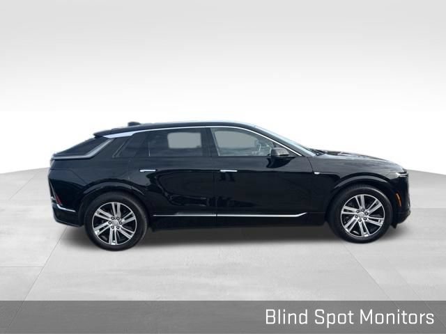 Used 2024 Cadillac Lyriq Tech w/ LPO, Floor Liner Package AWD/4WD image 6