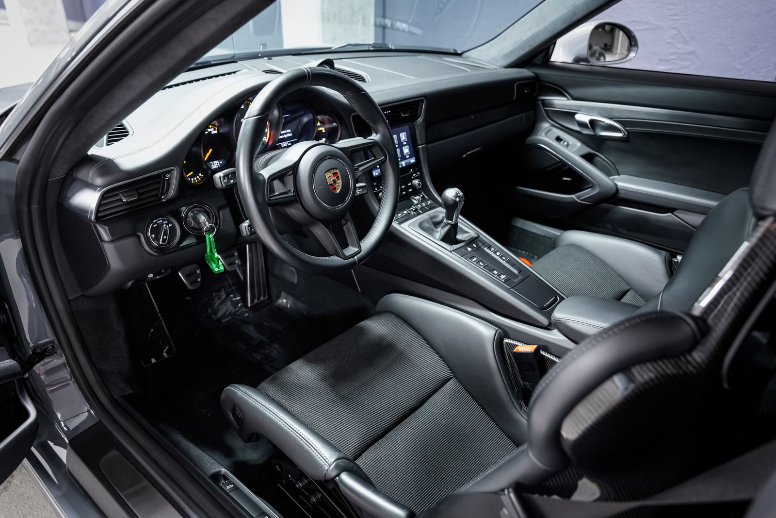 Used 2018 Porsche 911 GT3 RWD image 10