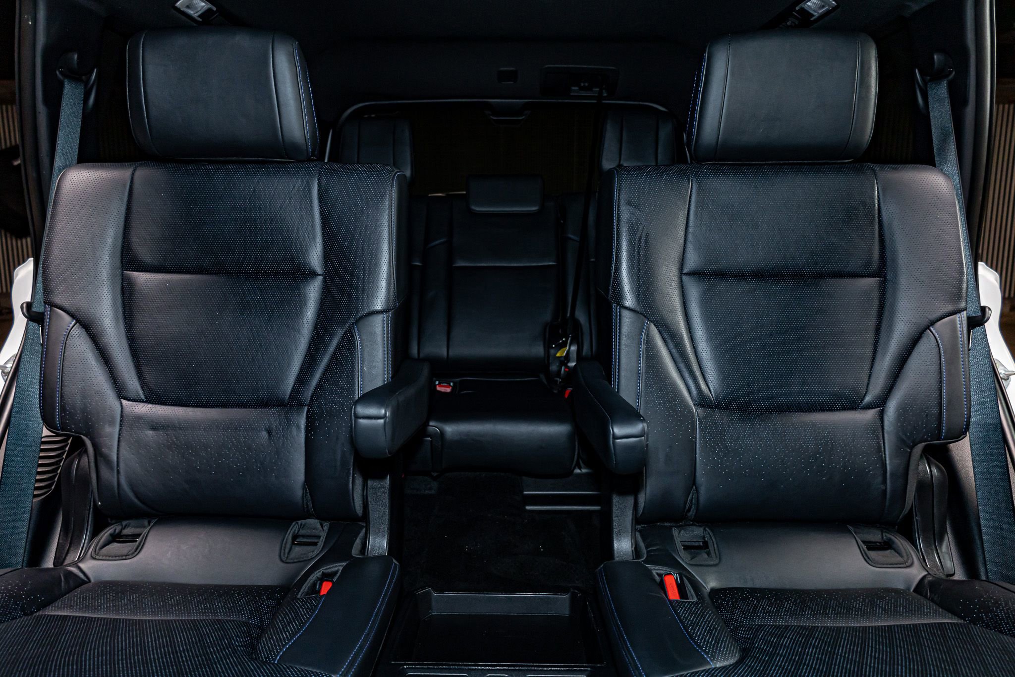 Used 2024 Toyota Sequoia Platinum image 27