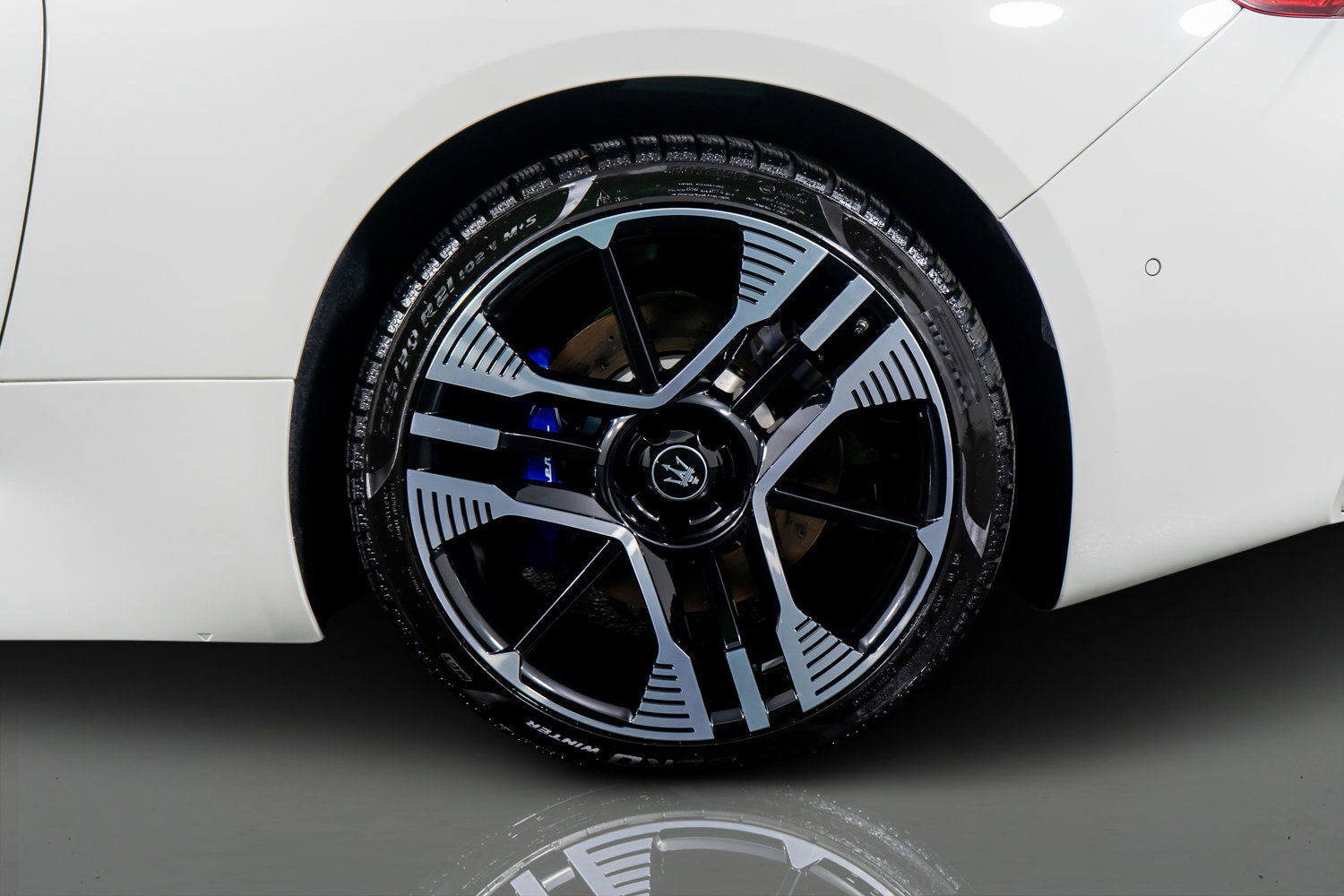 Used 2024 Maserati GranTurismo Folgore image 18