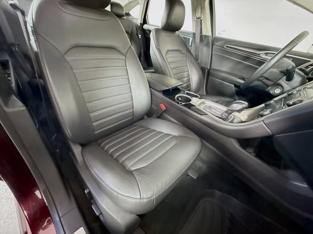 Used 2013 Ford Fusion SE FWD image 28