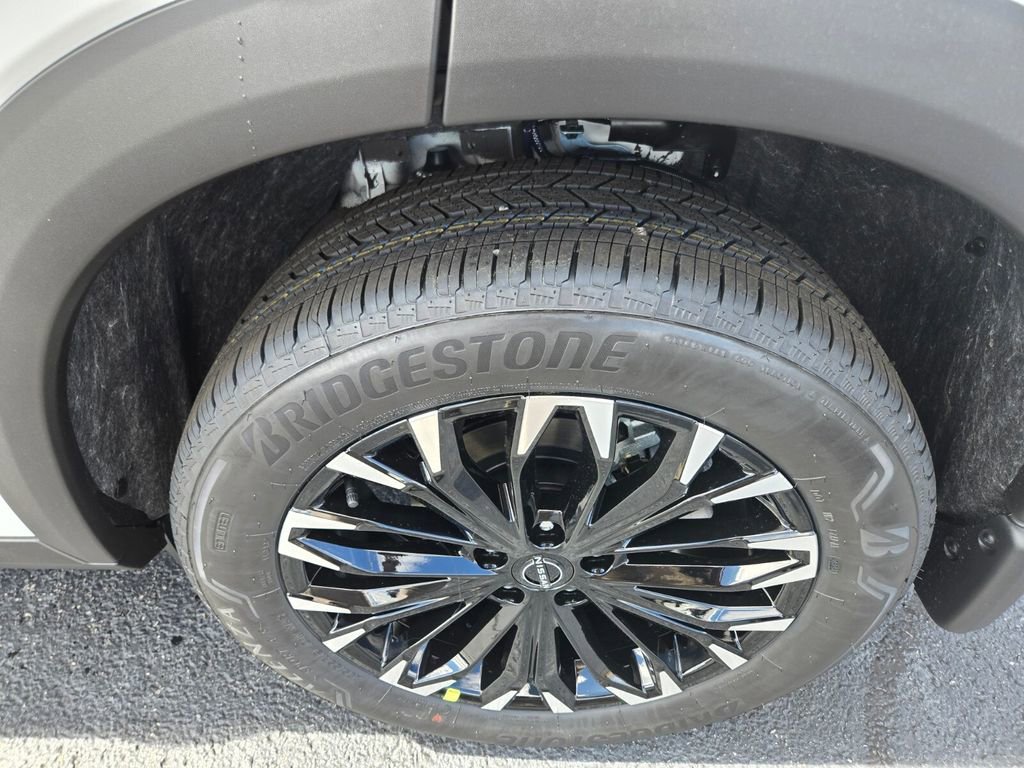 New 2026 Nissan Rogue SV image 6