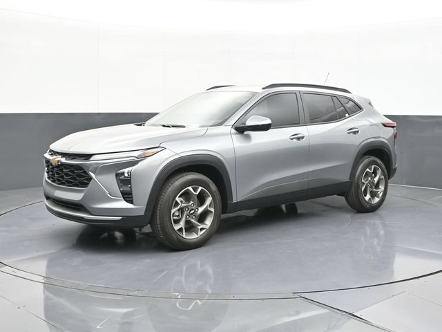 New 2026 Chevrolet Trax LT w/ Driver Confidence Package FWD image 4