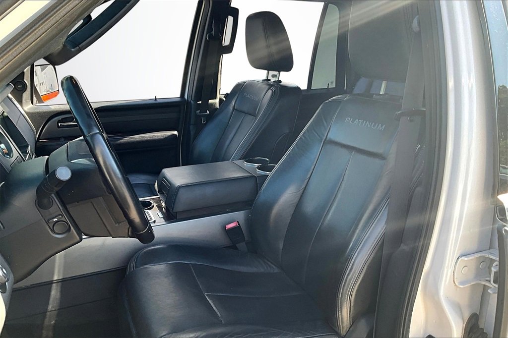 Used 2016 Ford Expedition Platinum image 20