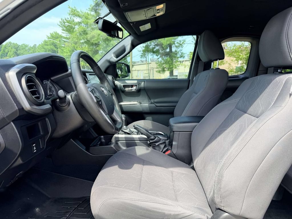 Certified 2016 Toyota Tacoma TRD Sport w/ Towing Package RWD image 20