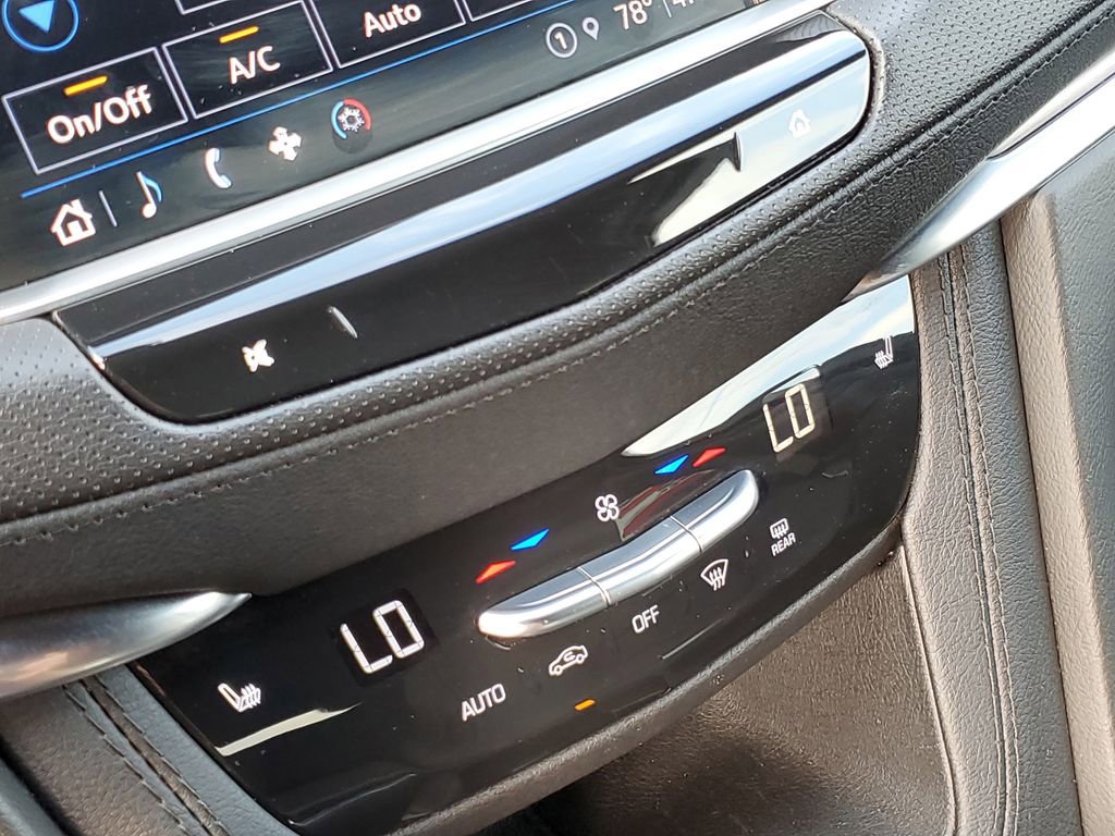 Used 2024 Cadillac XT5 Luxury w/ LPO, Floor Liner Package image 21