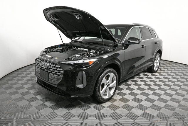 New 2025 Audi Q5 Premium Plus image 34