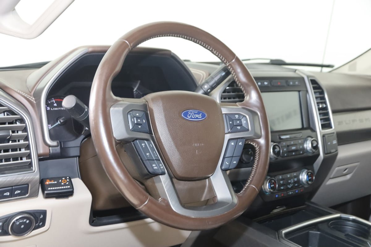 Used 2019 Ford F350 Limited AWD/4WD image 6