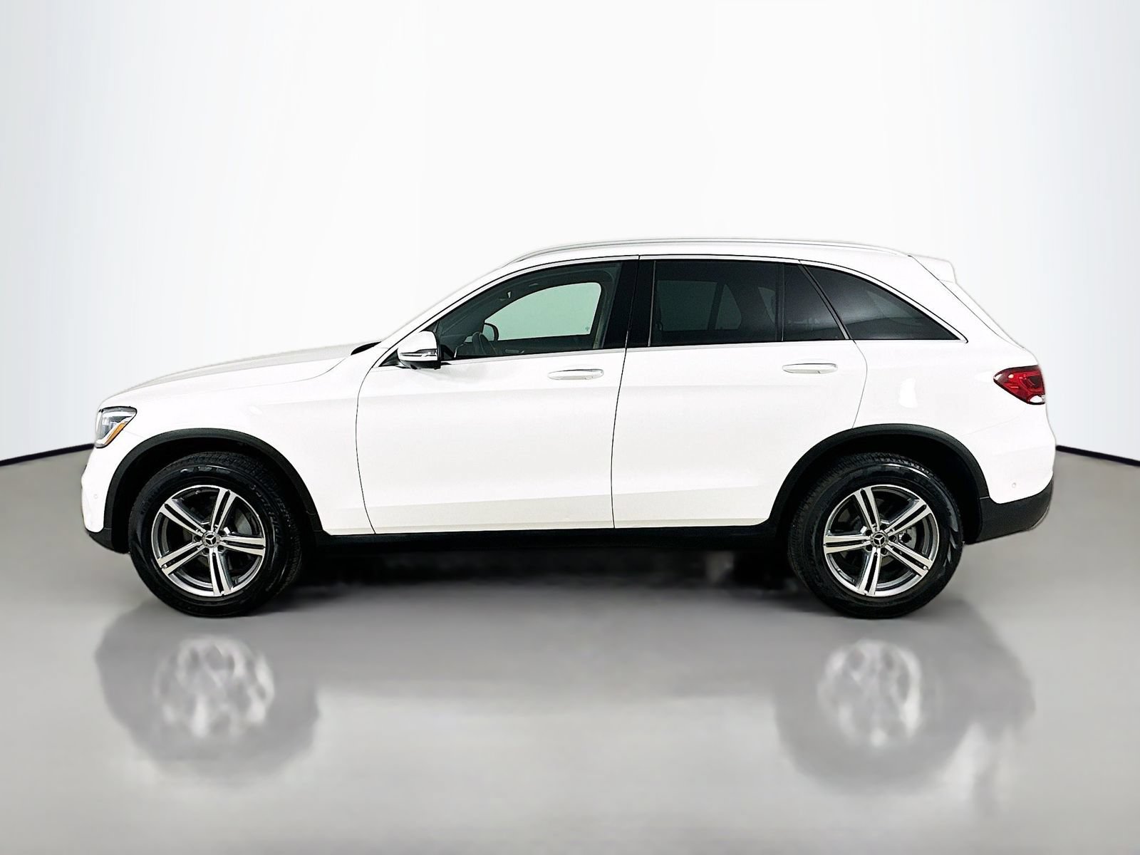 Used 2021 Mercedes-Benz GLC 300 4MATIC image 8