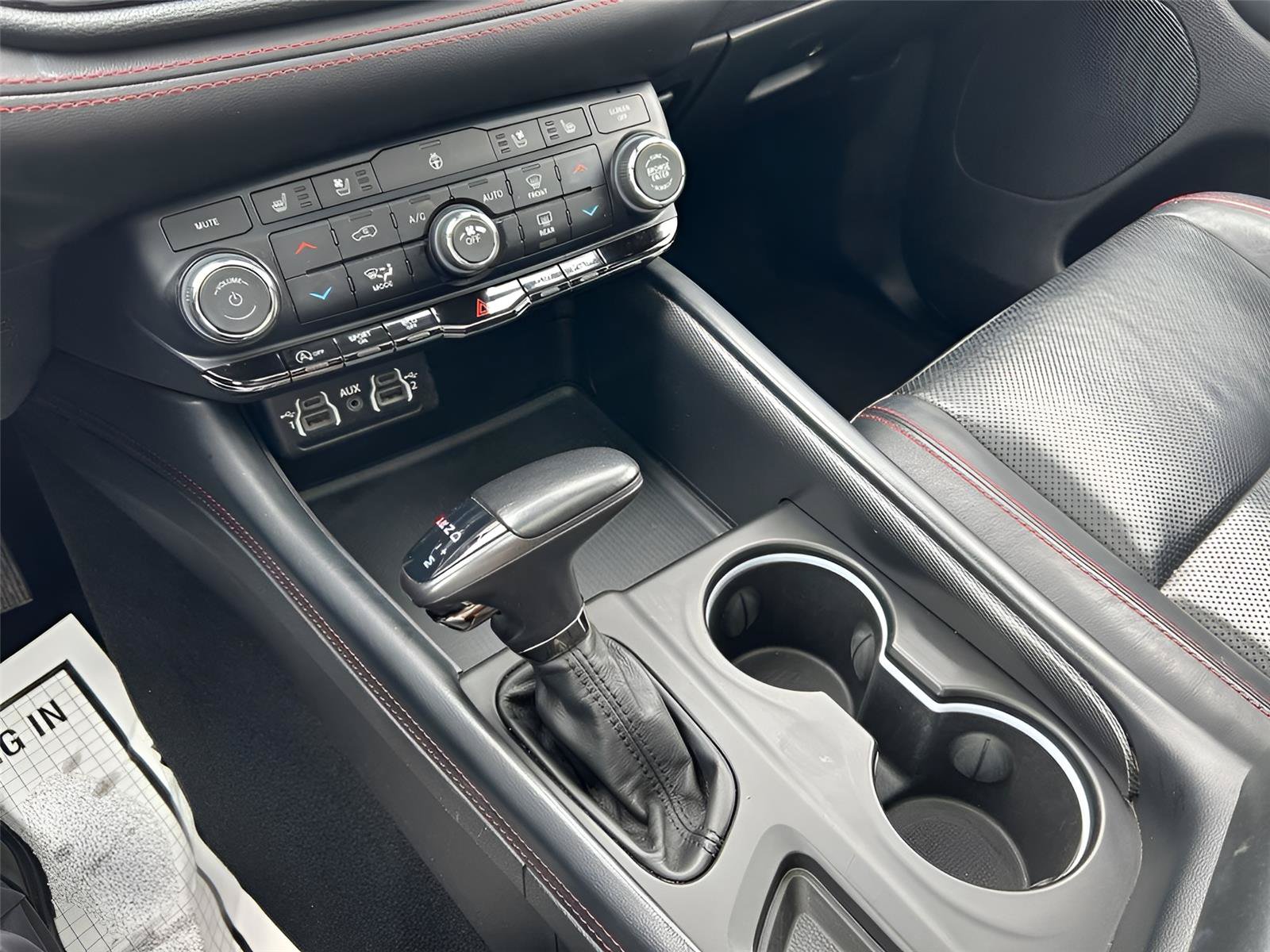 Used 2023 Dodge Durango GT AWD/4WD image 23