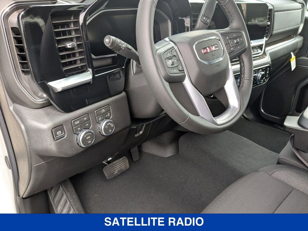 New 2026 GMC Sierra 1500 SLE image 15