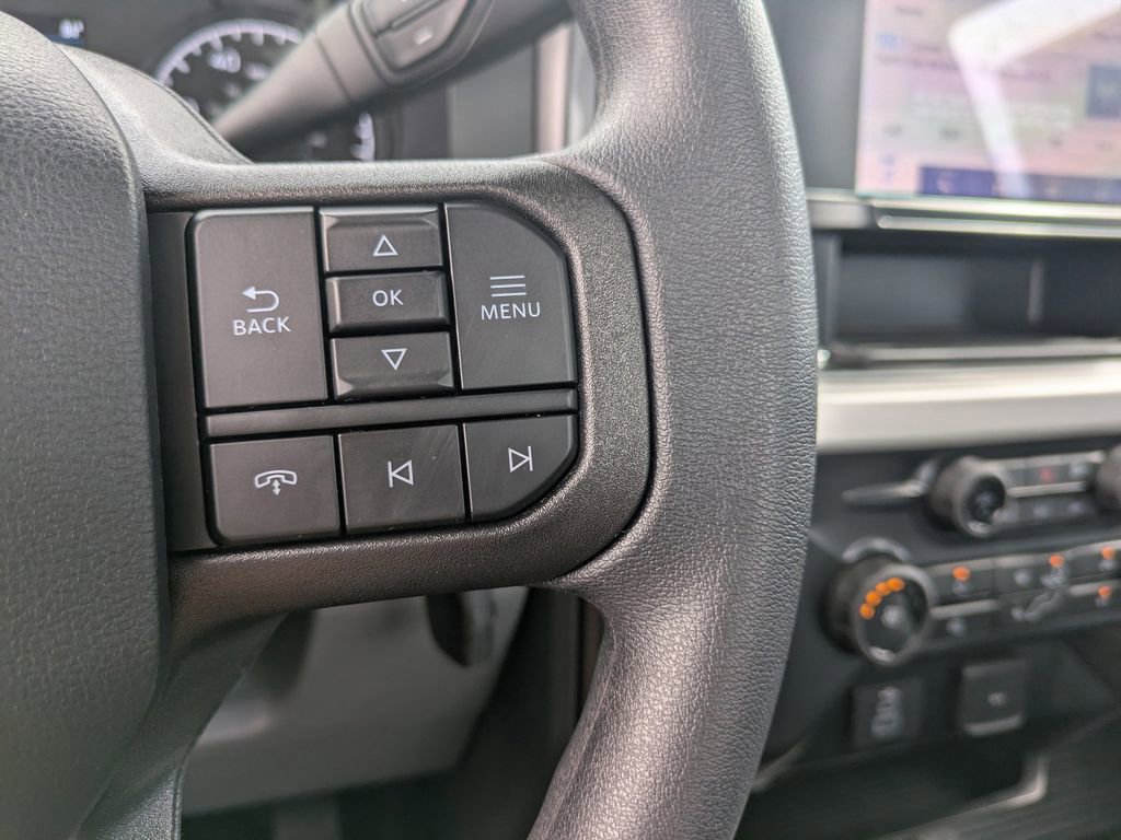 New 2025 Ford F550 4x4 Regular Cab Super Duty image 21