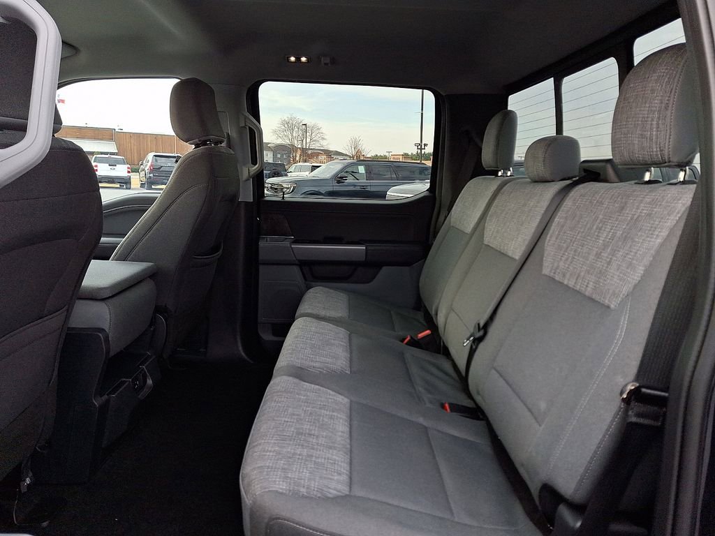 Certified 2022 Ford F150 XLT w/ Equipment Group 302A High image 10