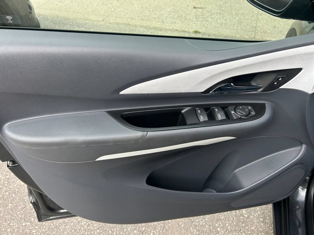 Used 2019 Chevrolet Bolt LT FWD image 22