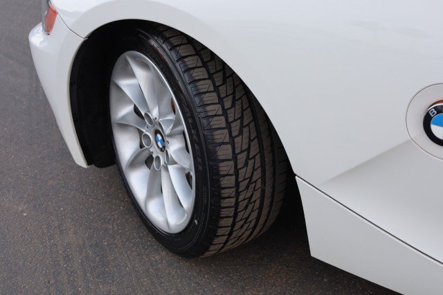 Used 2004 BMW Z4 2.5i RWD image 47