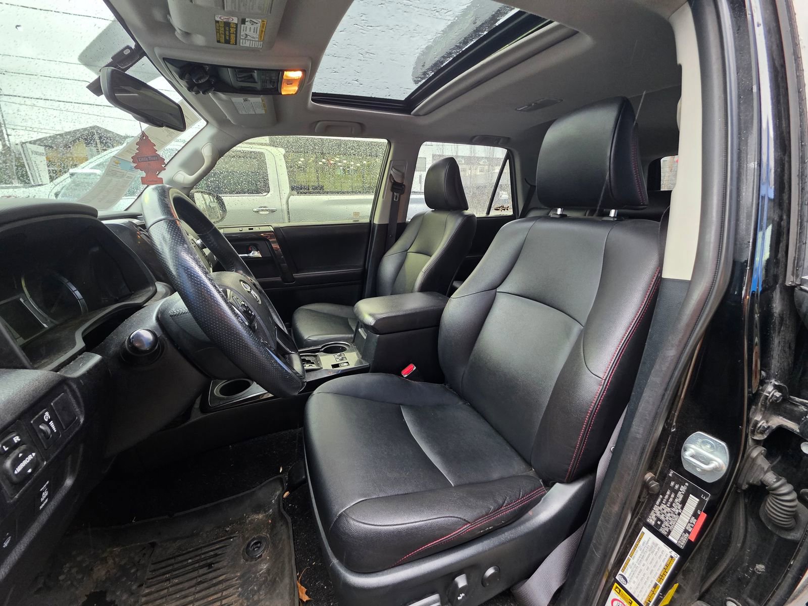 Used 2016 Toyota 4Runner Trail Premium image 11