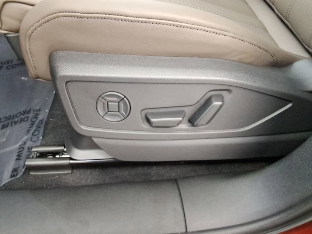 New 2025 Audi Q5 Prestige image 21