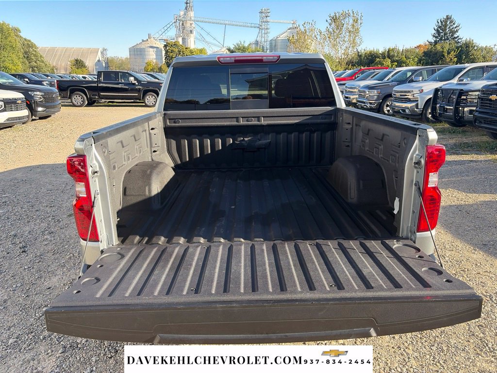 Used 2024 Chevrolet Silverado 1500 LT AWD/4WD image 30