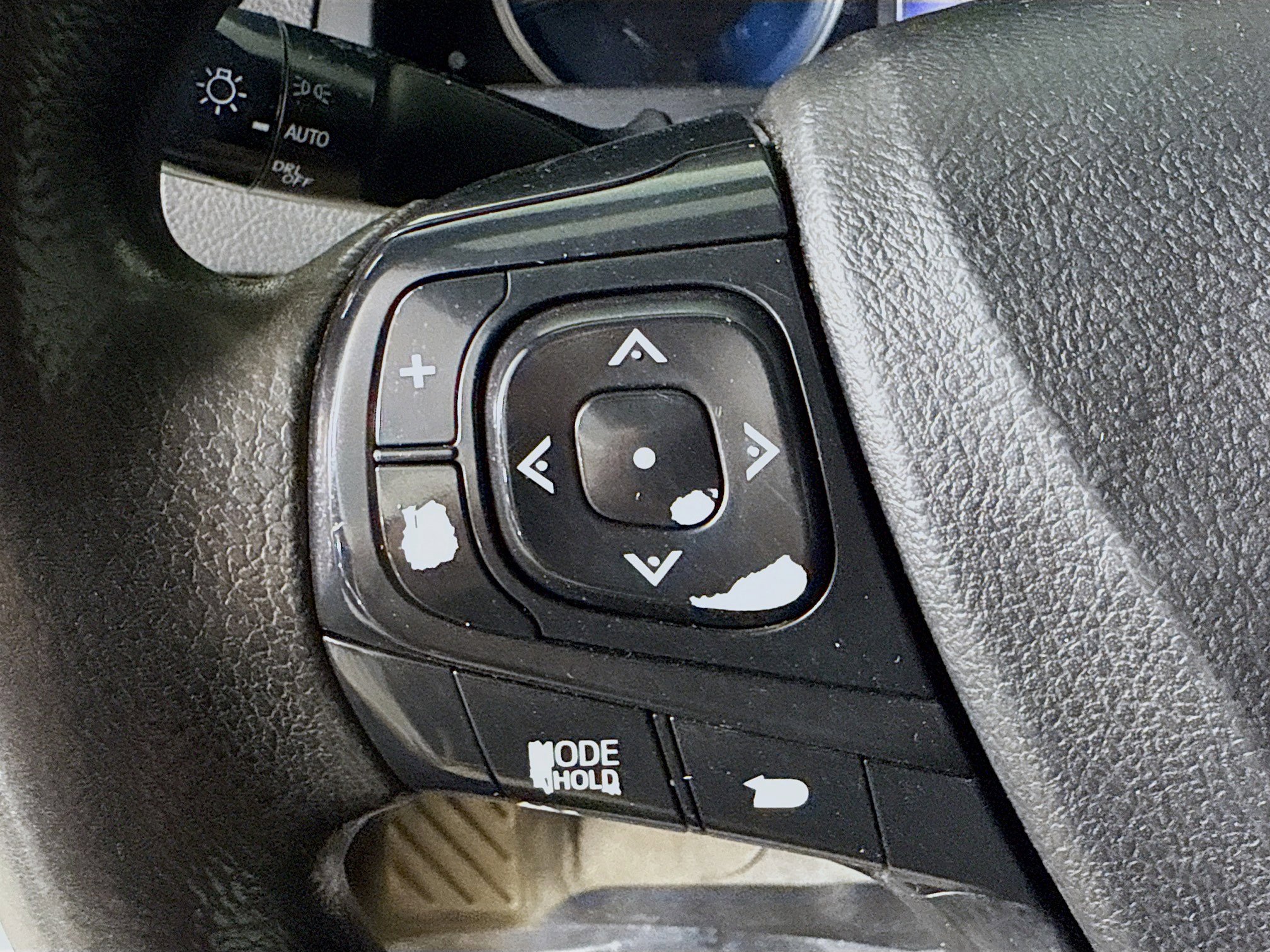 Used 2016 Toyota Camry LE image 14