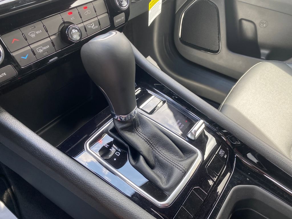 New 2026 Jeep Compass Latitude AWD/4WD image 14