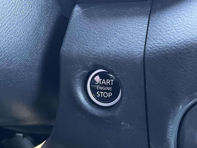 Used 2024 Nissan Frontier PRO-4X w/ Technology Package image 31