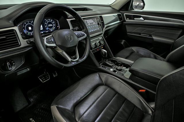Used 2022 Volkswagen Atlas SEL Premium image 10