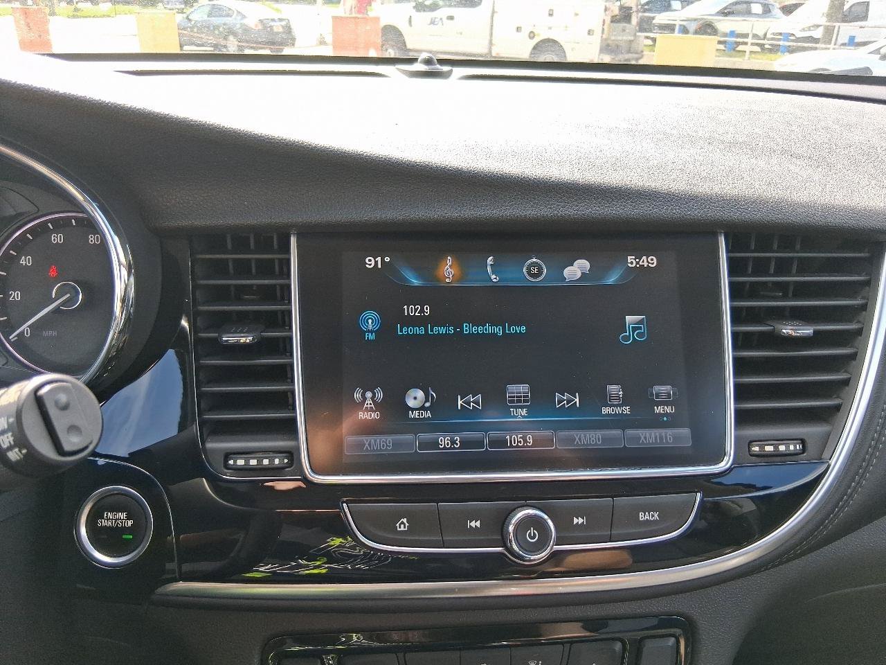 Used 2018 Buick Encore Essence FWD image 12