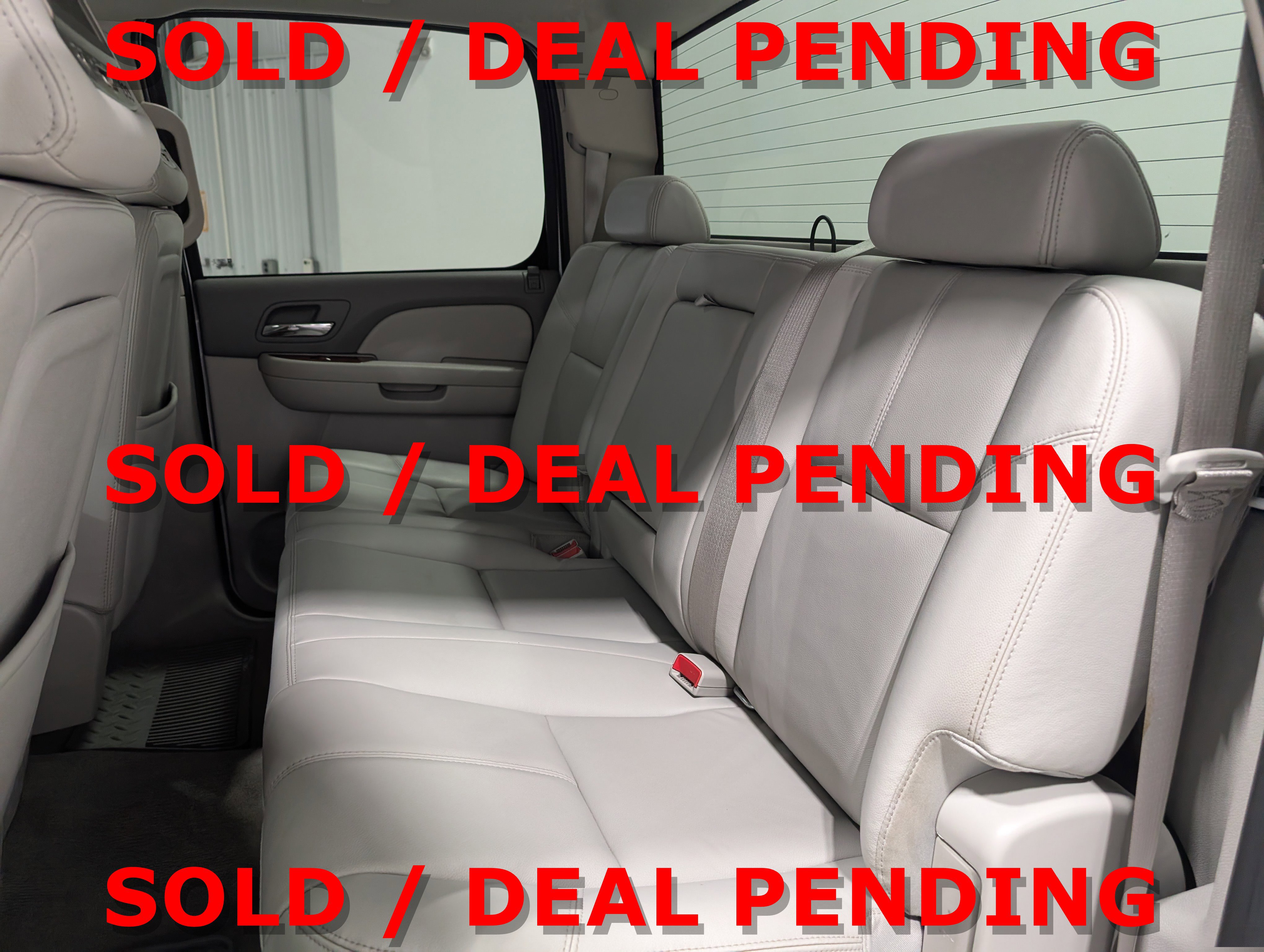 Used 2009 GMC Sierra 2500 SLT w/ SLT Convenience Package image 19